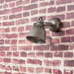 Maisons Du Monde Appliques Murales Et Spots Applique Indus En Métal Effet Vieilli -Luminaires Soldes applique indus en metal effet vieilli 1000 9 36 119961 3