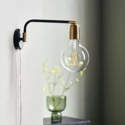 House Doctor Appliques Murales Et Spots Applique Noire Et Laiton -Luminaires Soldes applique noire et laiton 2