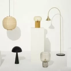 Hubsch Lampadaires Lampadaire Avec Base En Marbre En Noir Et Laiton -Luminaires Soldes lampadaire avec base en marbre en noir et laiton 4