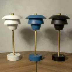 Pirouette Paris Lampes à Poser Lampe à Poser Rechargeable En Métal Blanc Et Doré H31 -Luminaires Soldes lampe a poser rechargeable en metal blanc et dore h31 4