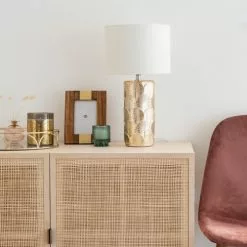 Maisons Du Monde Lampes à Poser Lampe En Céramique Dorée Sculptée Et Abat-jour écru -Luminaires Soldes lampe en ceramique doree sculptee et abat jour ecru 1000 11 13 200339 4